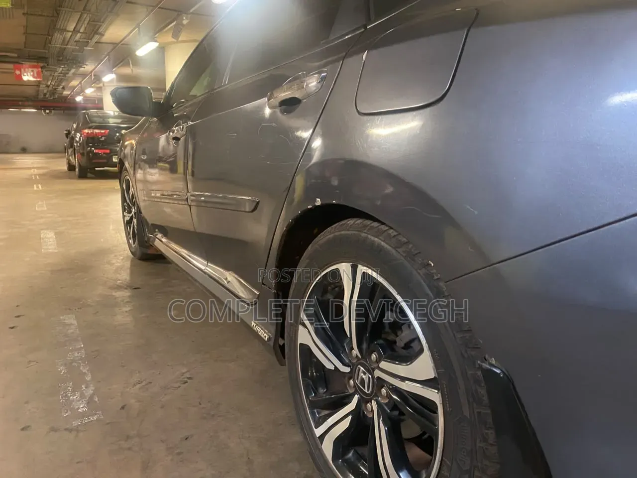 Honda Civic Touring 4dr Sedan (1.5L 4cyl) 2016 Gray