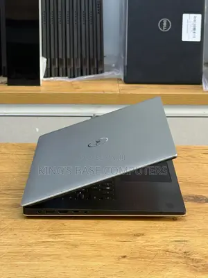 Laptop Dell Precision 15 5540 16GB Intel Core i7 SSD 512GB