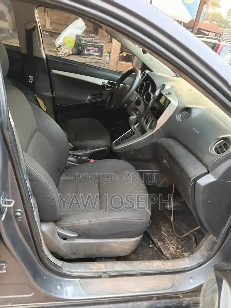Pontiac Vibe 2009 Silver