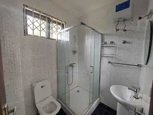 5bdrm House in US Embassy Area for rent