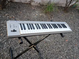 Roland ED 180A Midi Keyboard Controller