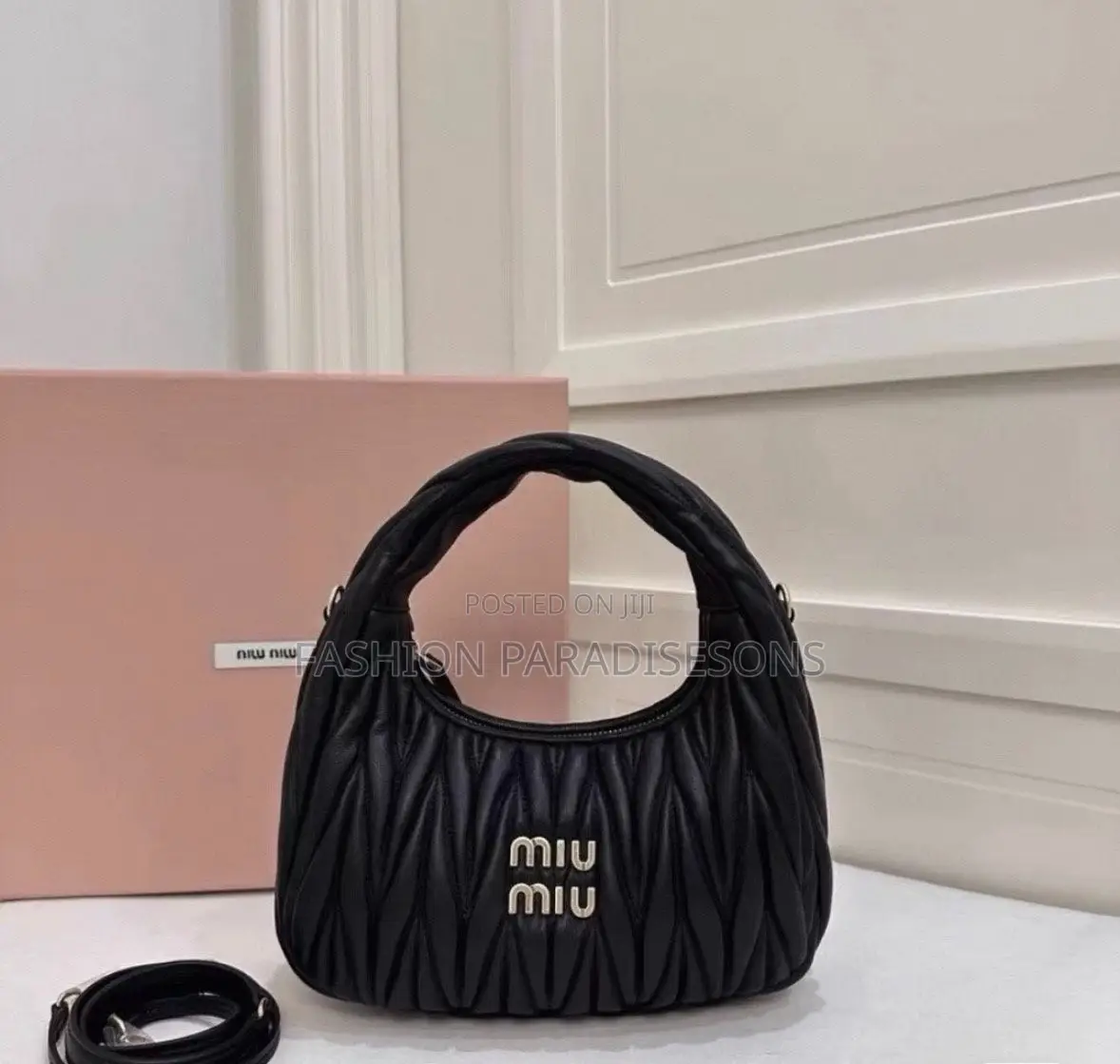 MIU Ladies Shoulders/Handbag