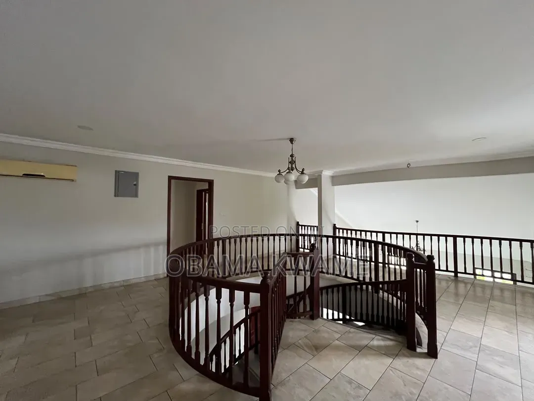 4bdrm House in Laryea Homes, Airport Residential Area for rent