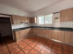 4bdrm House in Laryea Homes, Airport Residential Area for rent