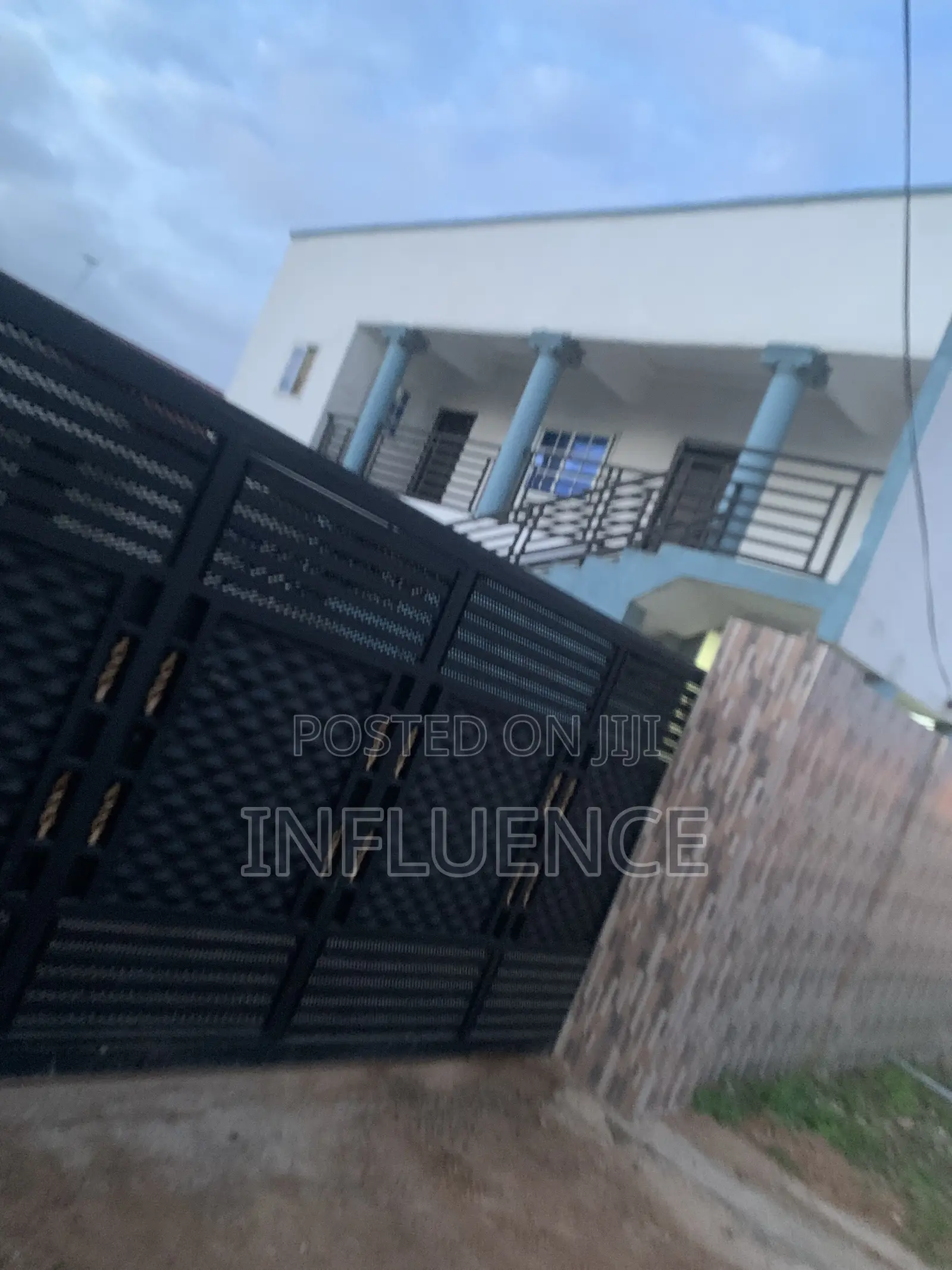 1bdrm Apartment in American House Area, East Legon for rent