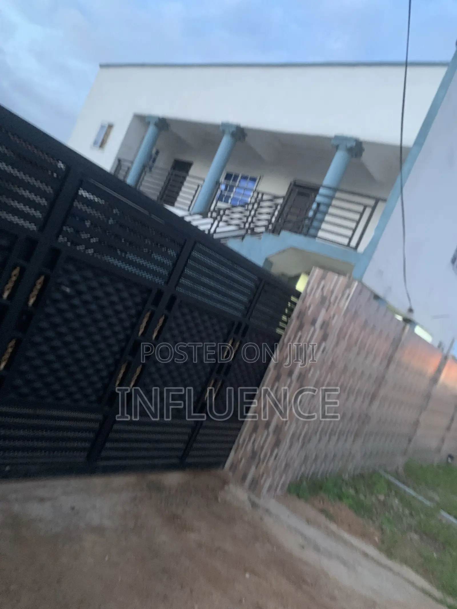1bdrm Apartment in American House Area, East Legon for rent