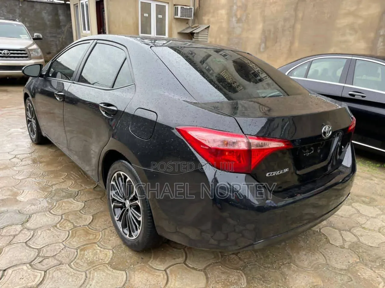 Toyota Corolla LE (1.8L 4cyl 2A) 2018 Black