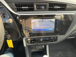 Toyota Corolla LE (1.8L 4cyl 2A) 2018 Black