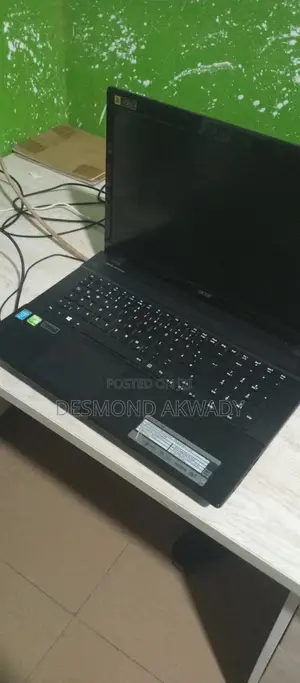 Laptop Acer Apsire M3 581TG 4GB Intel Core i5 HDD+SSD 500GB