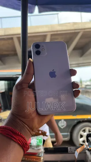 Apple iPhone 11 64 GB Purple