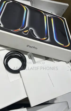 Apple iPad Pro 13 (2025) 256 GB Gray