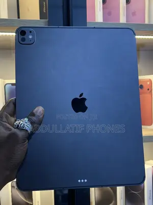Apple iPad Pro 13 (2025) 256 GB Gray