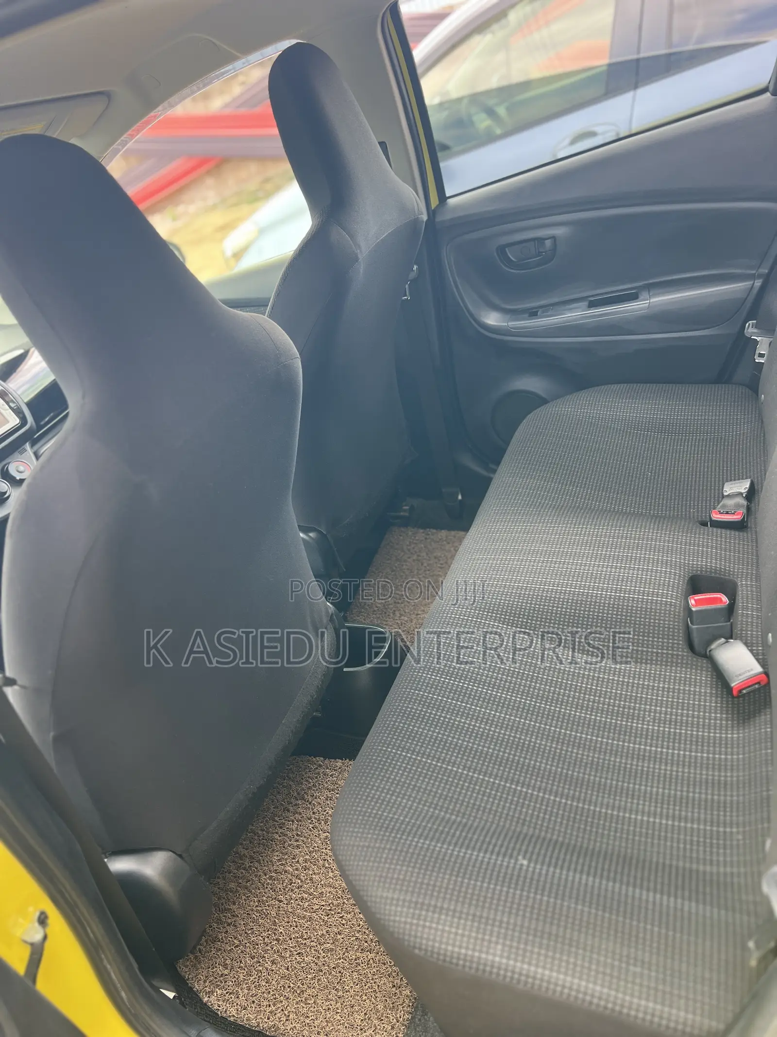 Toyota Vitz 1.3 AWD 3dr 2015 Yellow