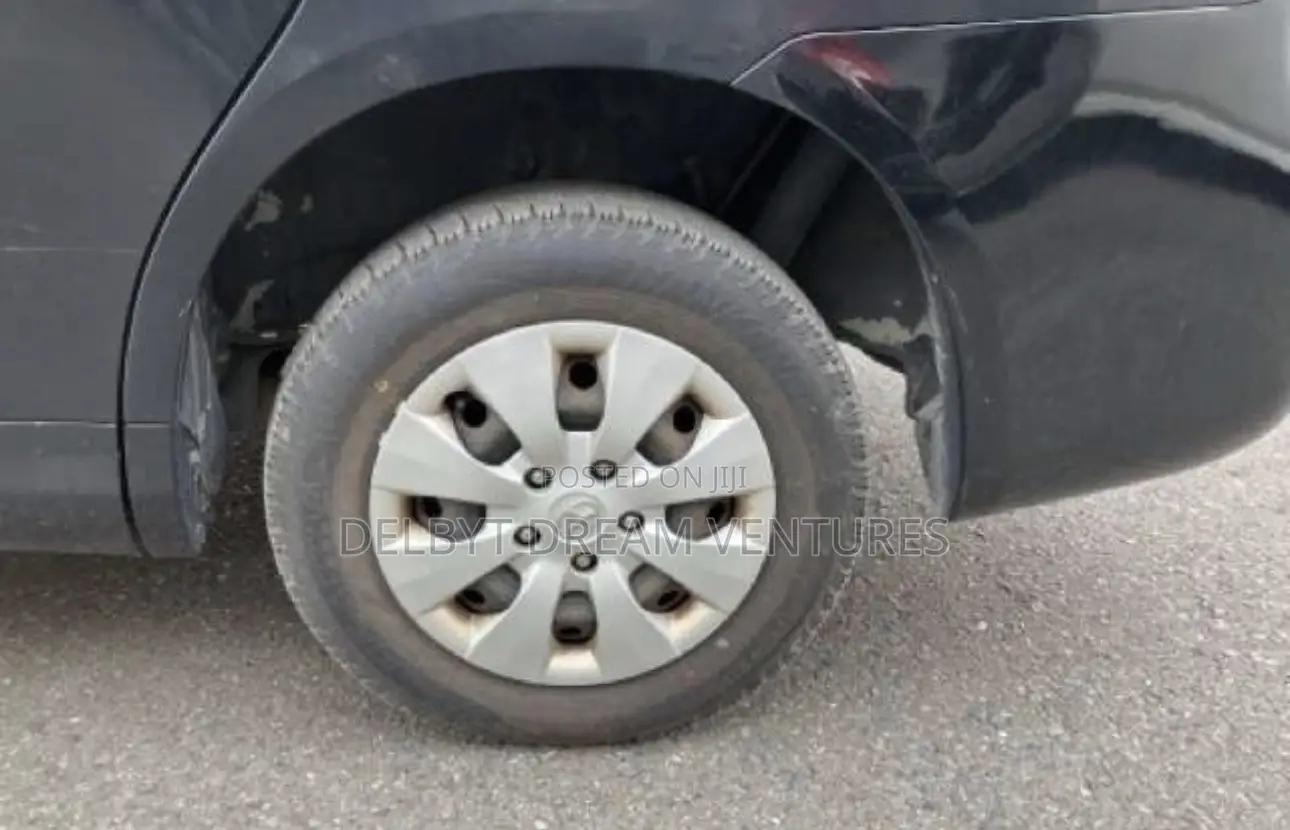 Toyota Voxy V 4WD 7-Seater 2010 Black