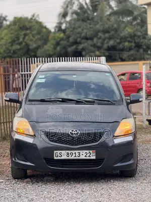 Toyota Belta 2012 Black