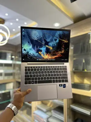 Laptop HP ZBook Firefly G9 32GB Intel Core i7 SSD 512GB