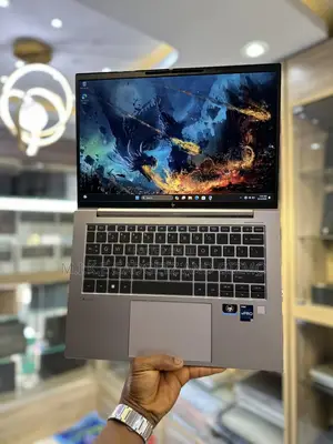 Laptop HP ZBook Firefly G9 32GB Intel Core i7 SSD 512GB