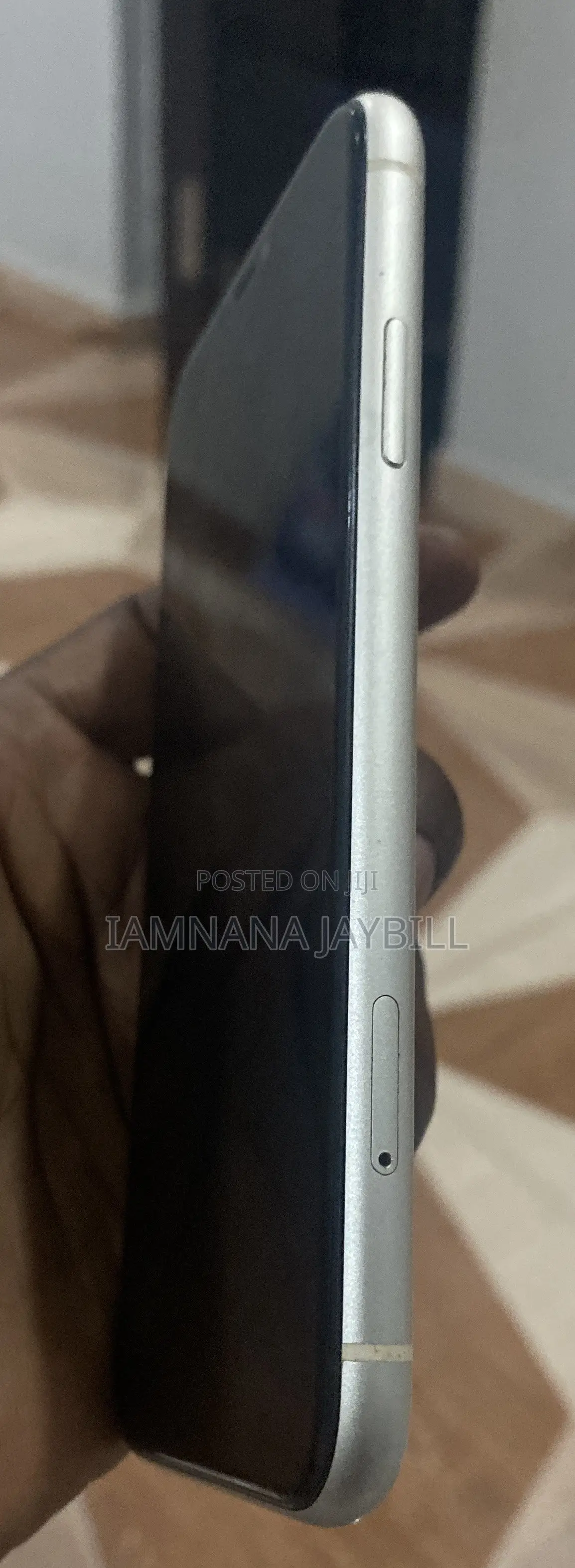 Apple iPhone 11 64 GB White