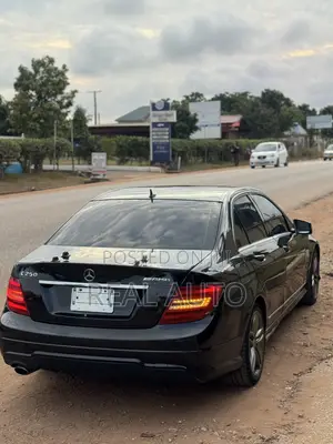 Mercedes-Benz C250 2014 Black