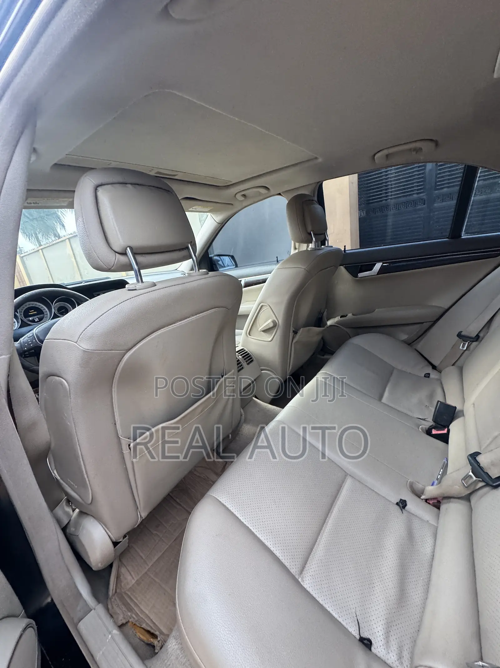 Mercedes-Benz C250 2014 Black