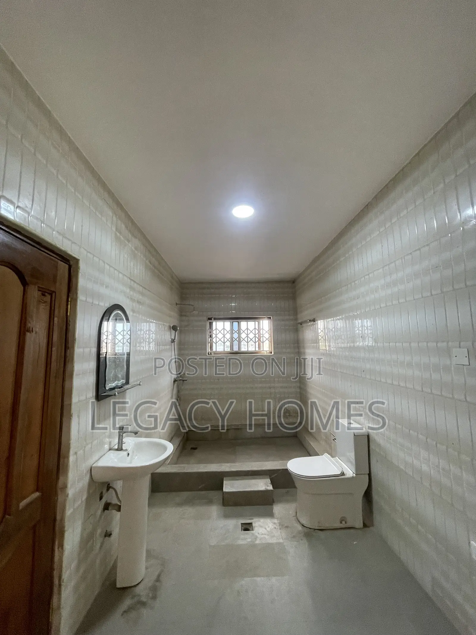 3bdrm Apartment in North Legon for rent