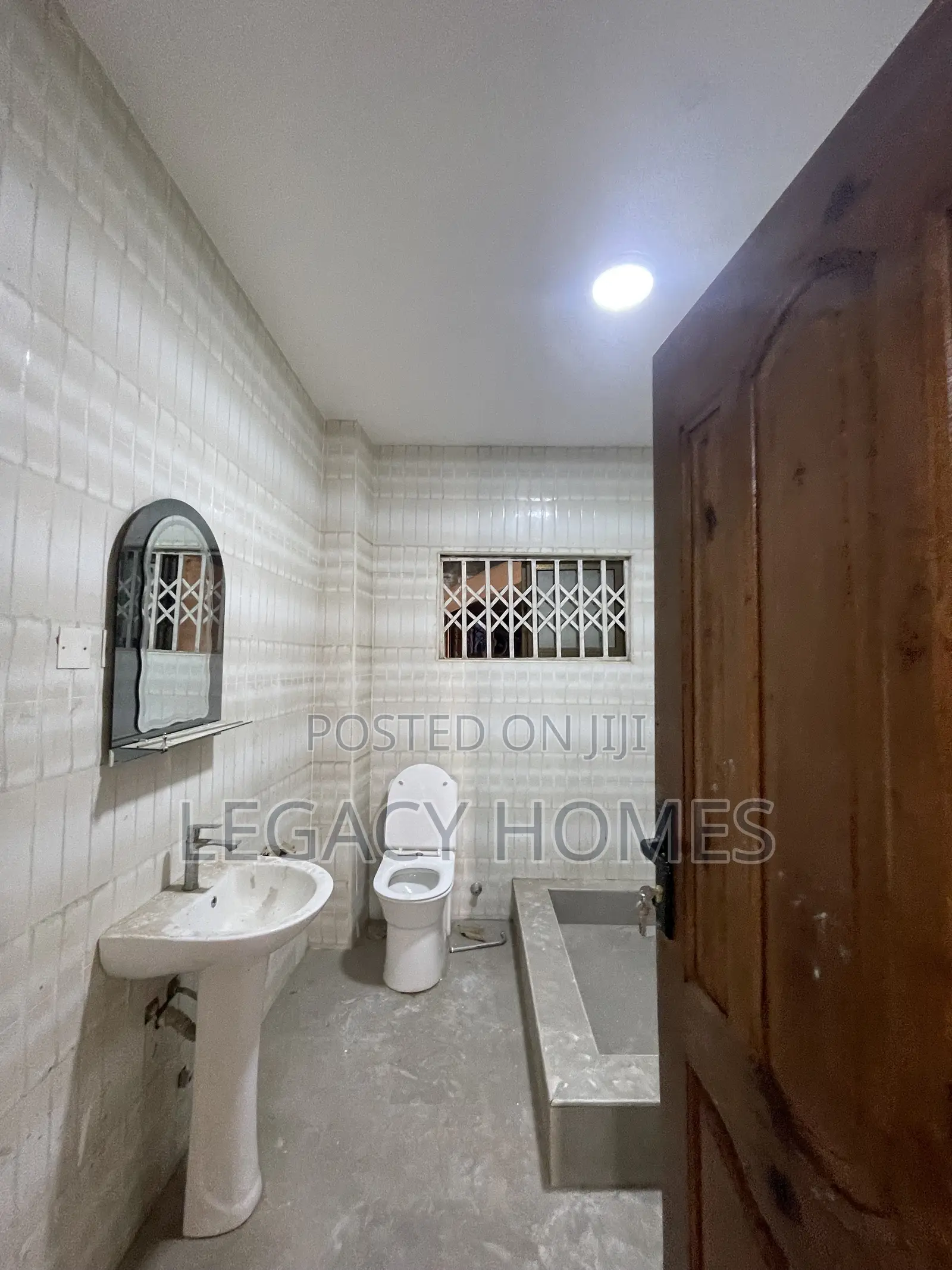 3bdrm Apartment in North Legon for rent