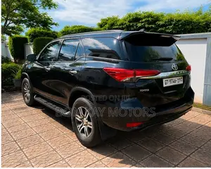 Toyota Fortuner 2.7 AWD 2019 Black