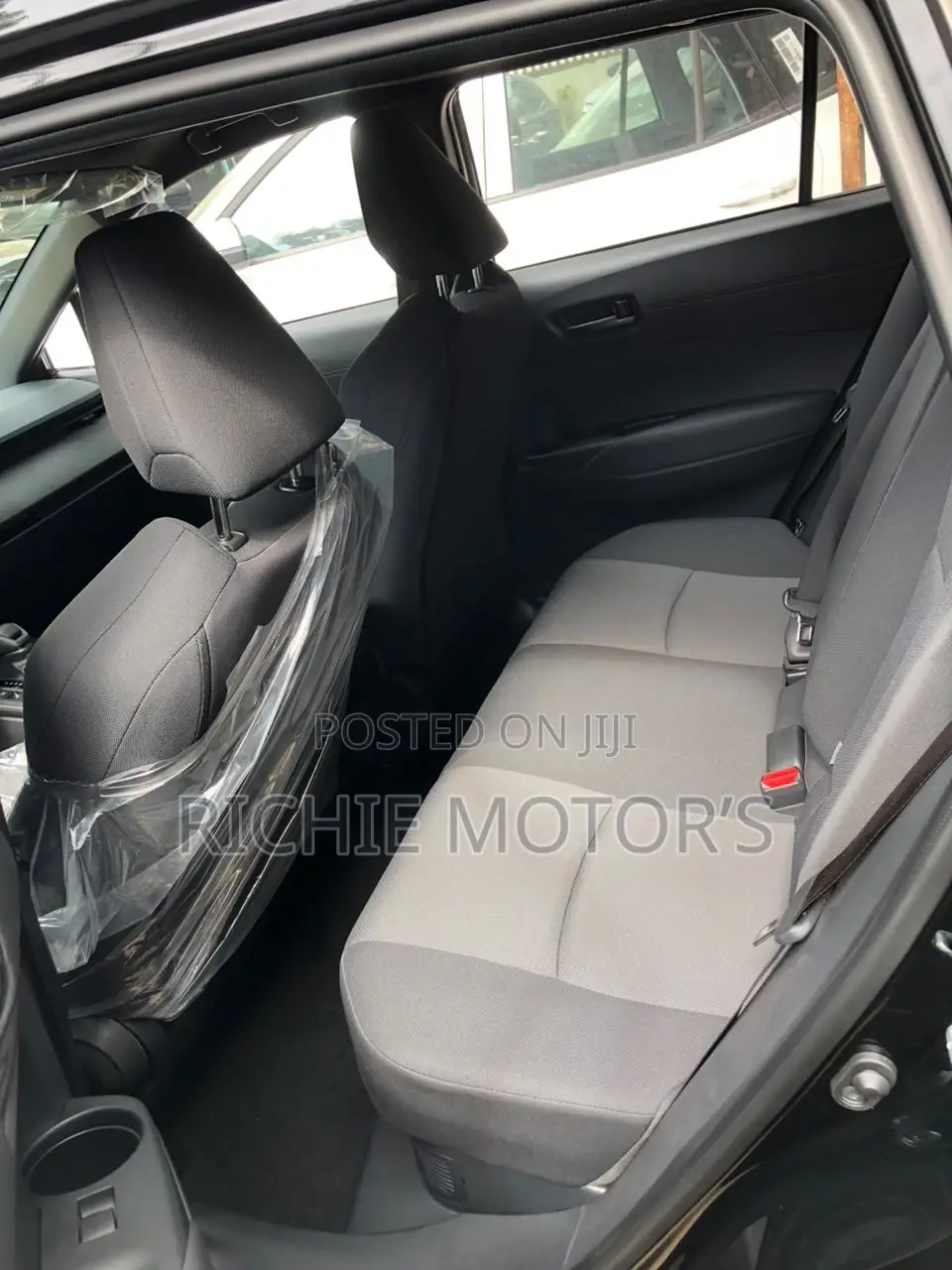 New Toyota Frontlander 2.0 Hybrid FWD 2025 Black