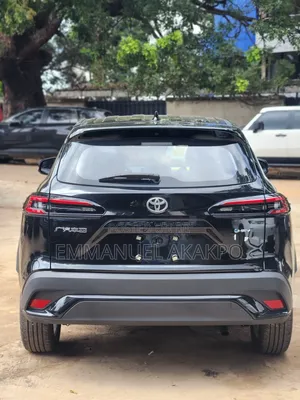 New Toyota Frontlander 2.0 Hybrid FWD 2025 Black