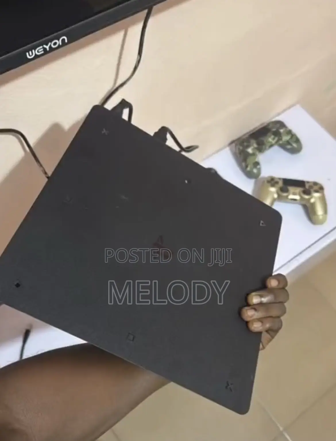 Ps4 Slim With One Controller