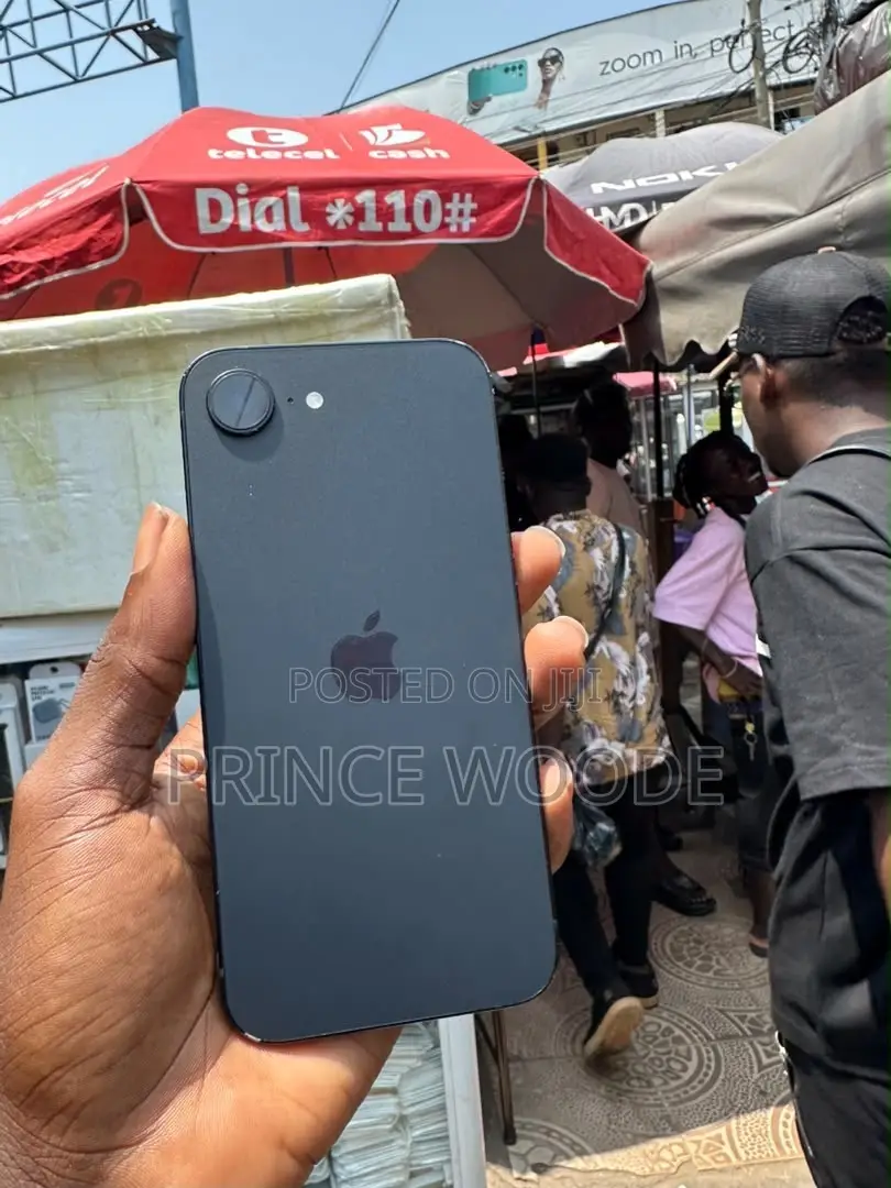 Apple iPhone 16e 128 GB Black