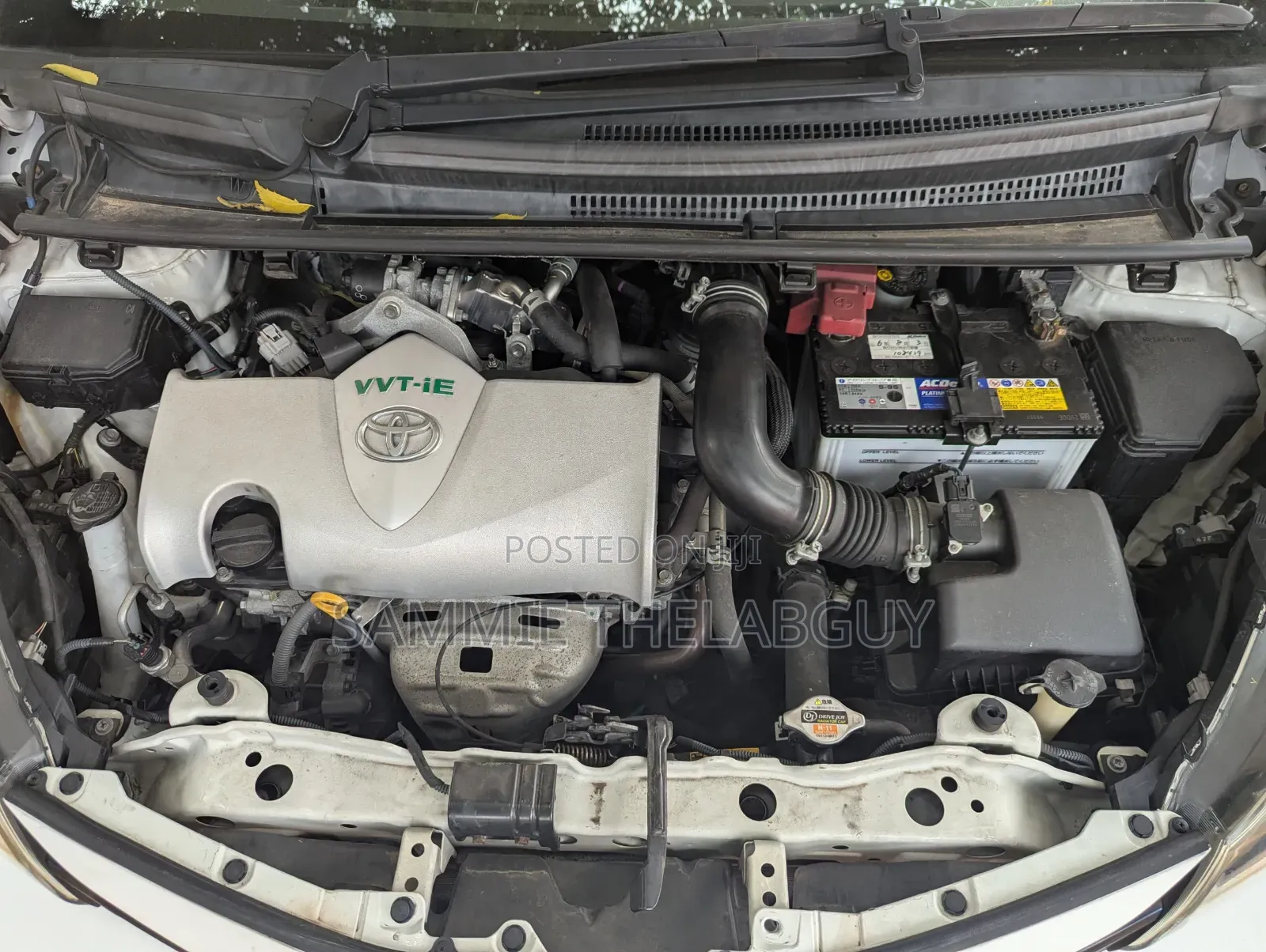 Toyota Vitz 1.3 FWD 5dr 2014 White