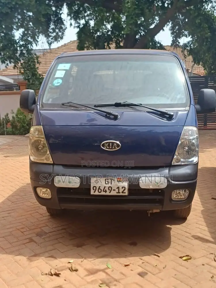 Kia Bongo 2012 Blue