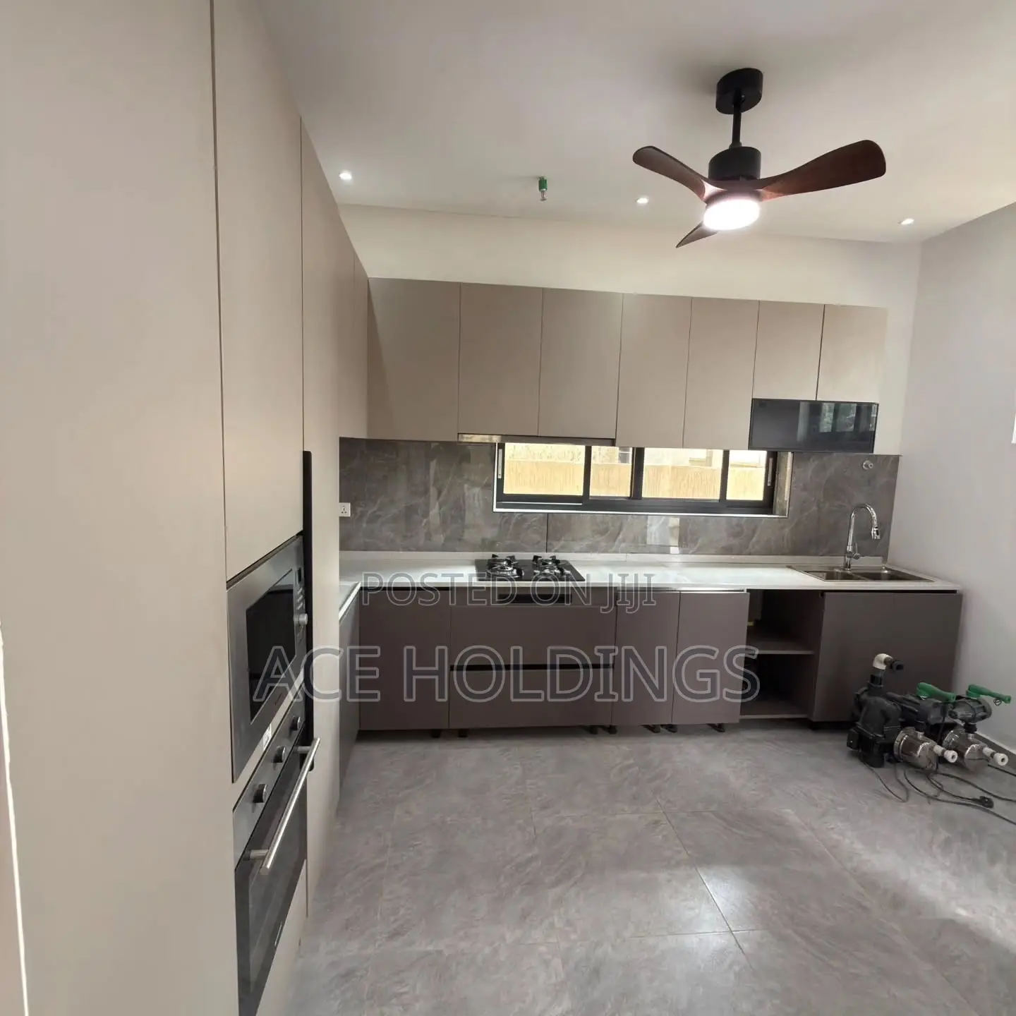 3bdrm Duplex in East Legon Hills for sale