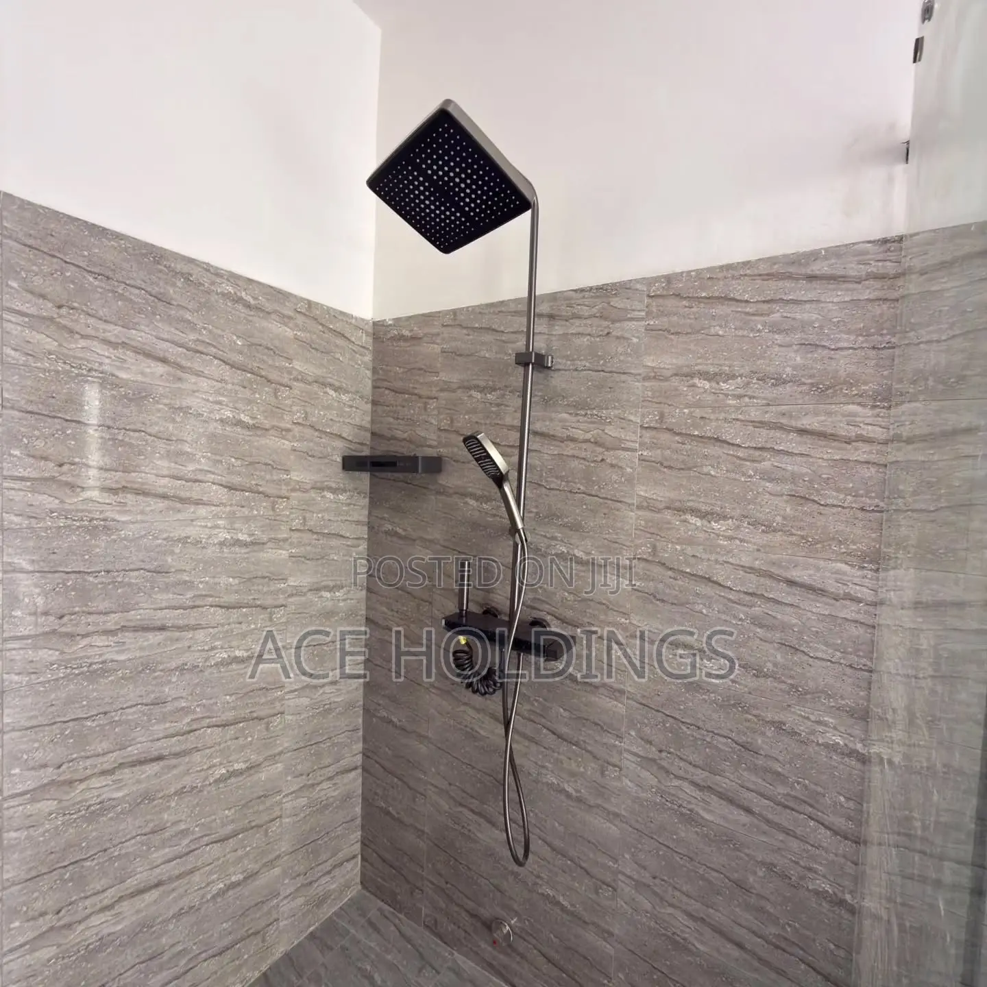 3bdrm Duplex in East Legon Hills for sale