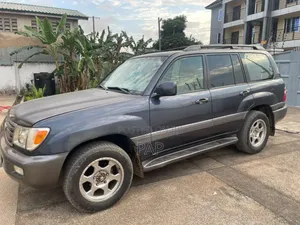 Toyota Land Cruiser 100 VX 4.7 V8 2005 Gray
