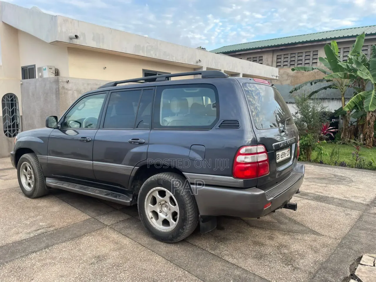 Toyota Land Cruiser 100 VX 4.7 V8 2005 Gray
