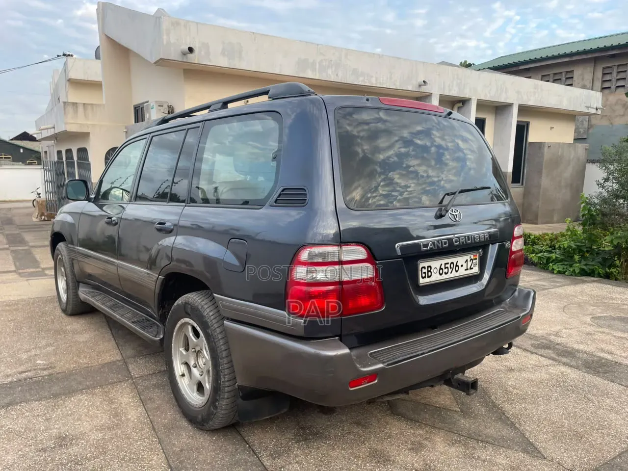 Toyota Land Cruiser 100 VX 4.7 V8 2005 Gray