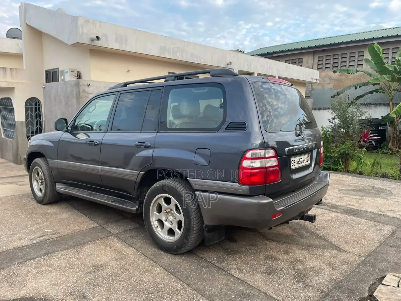 Toyota Land Cruiser 100 VX 4.7 V8 2005 Gray