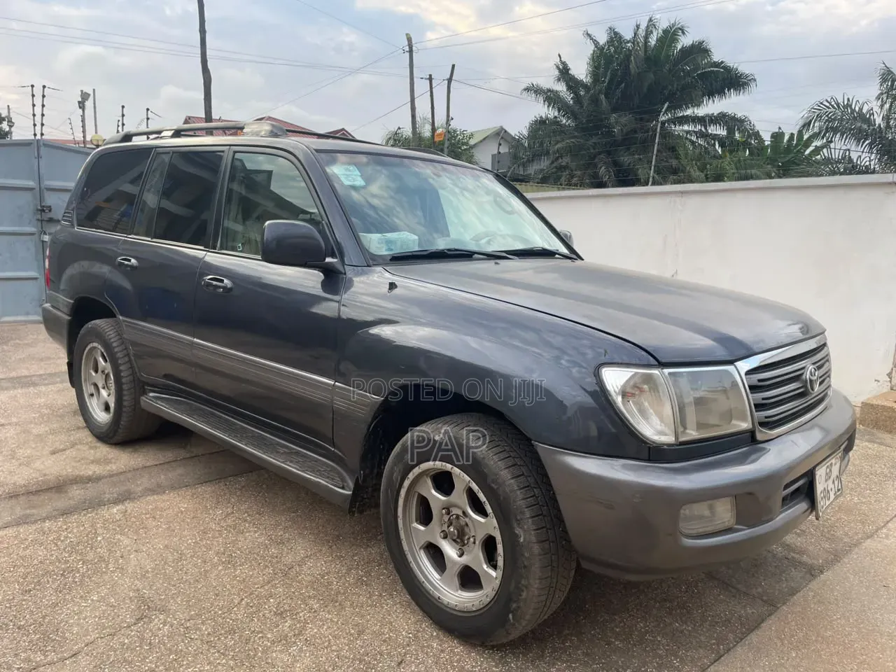 Toyota Land Cruiser 100 VX 4.7 V8 2005 Gray