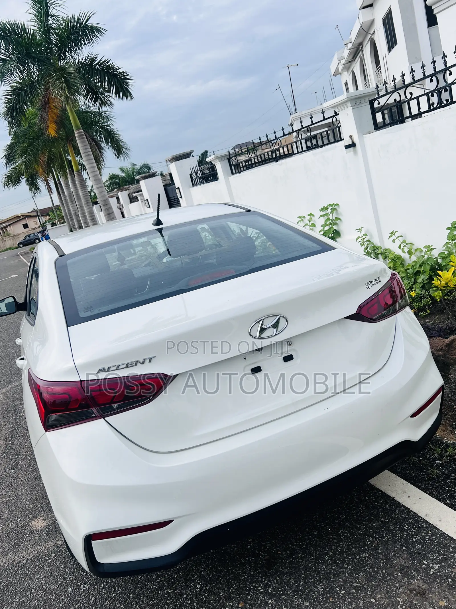 Hyundai Accent SE 2018 White