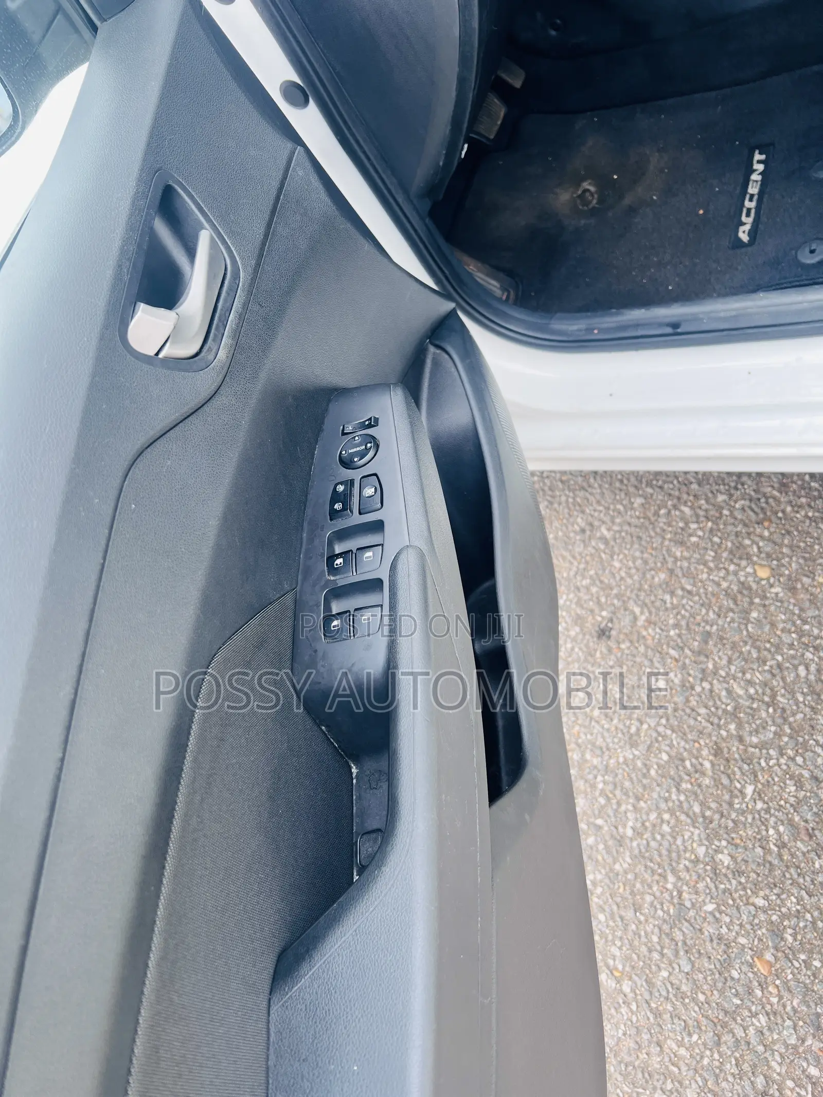 Hyundai Accent SE 2018 White
