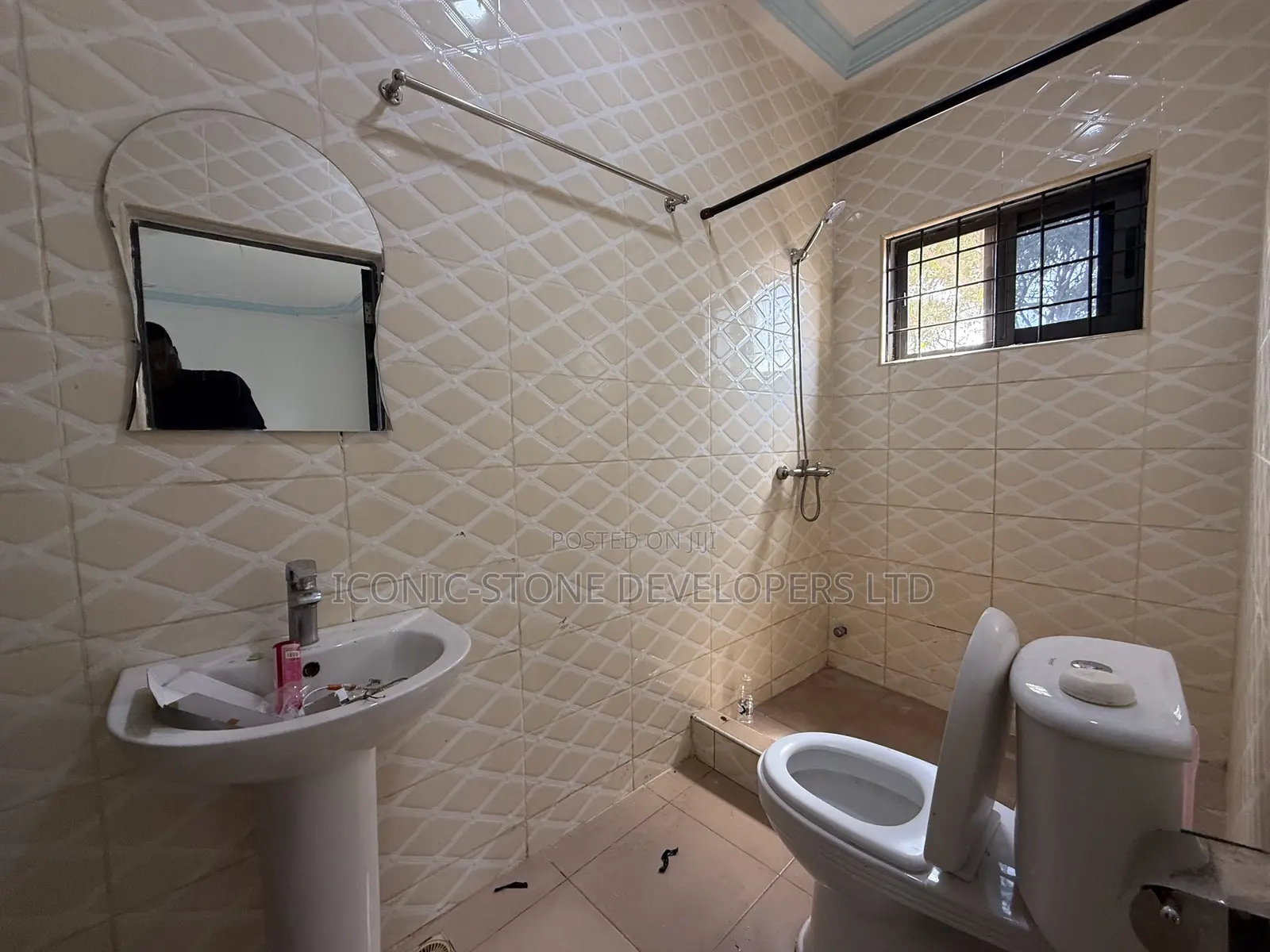 2bdrm Apartment in Adenta, New Legon for rent