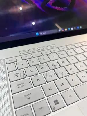 Laptop Asus ROG Zephyrus G14 16GB AMD Ryzen 9 SSD 1T