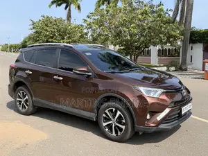 Toyota RAV4 SE FWD (2.5L 4cyl 6A) 2016 Brown
