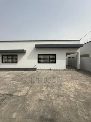 3bdrm House in Hfc Estate, Baatsona Total for sale