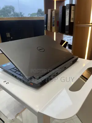 Laptop Dell G15 5510 16GB Intel Core i5 SSD 512GB