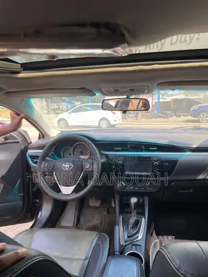 Toyota Corolla L 4dr Sedan (1.8L 4cyl Manual) 2016 Black
