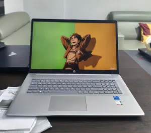 Laptop HP Pavilion 17 8GB Intel Core i5 SSD 256GB