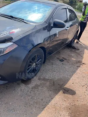 Toyota Corolla L 4dr Sedan (1.8L 4cyl Manual) 2016 Black